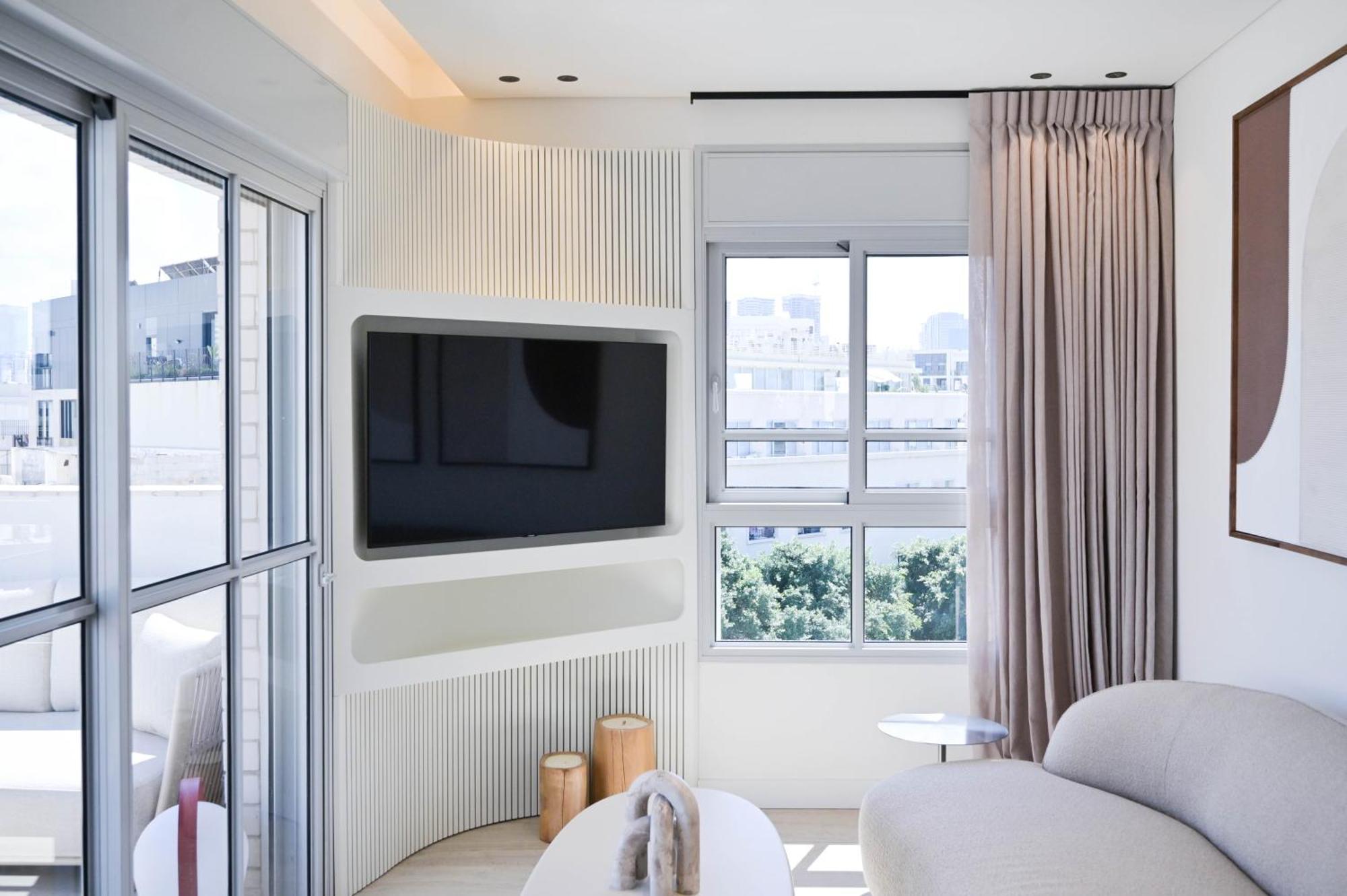 Allenby 36 Bauhaus 5 Stars *