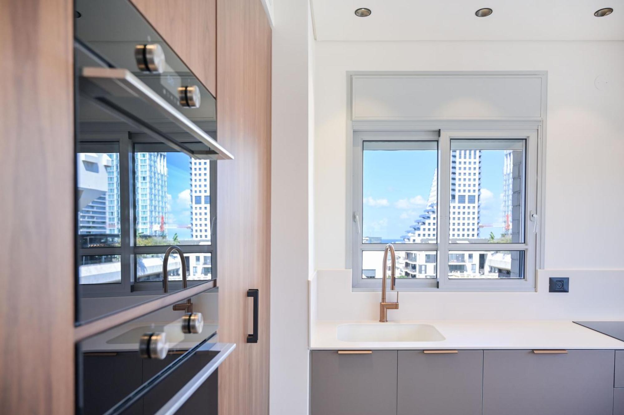 Allenby 36 Bauhaus 5 Stars *