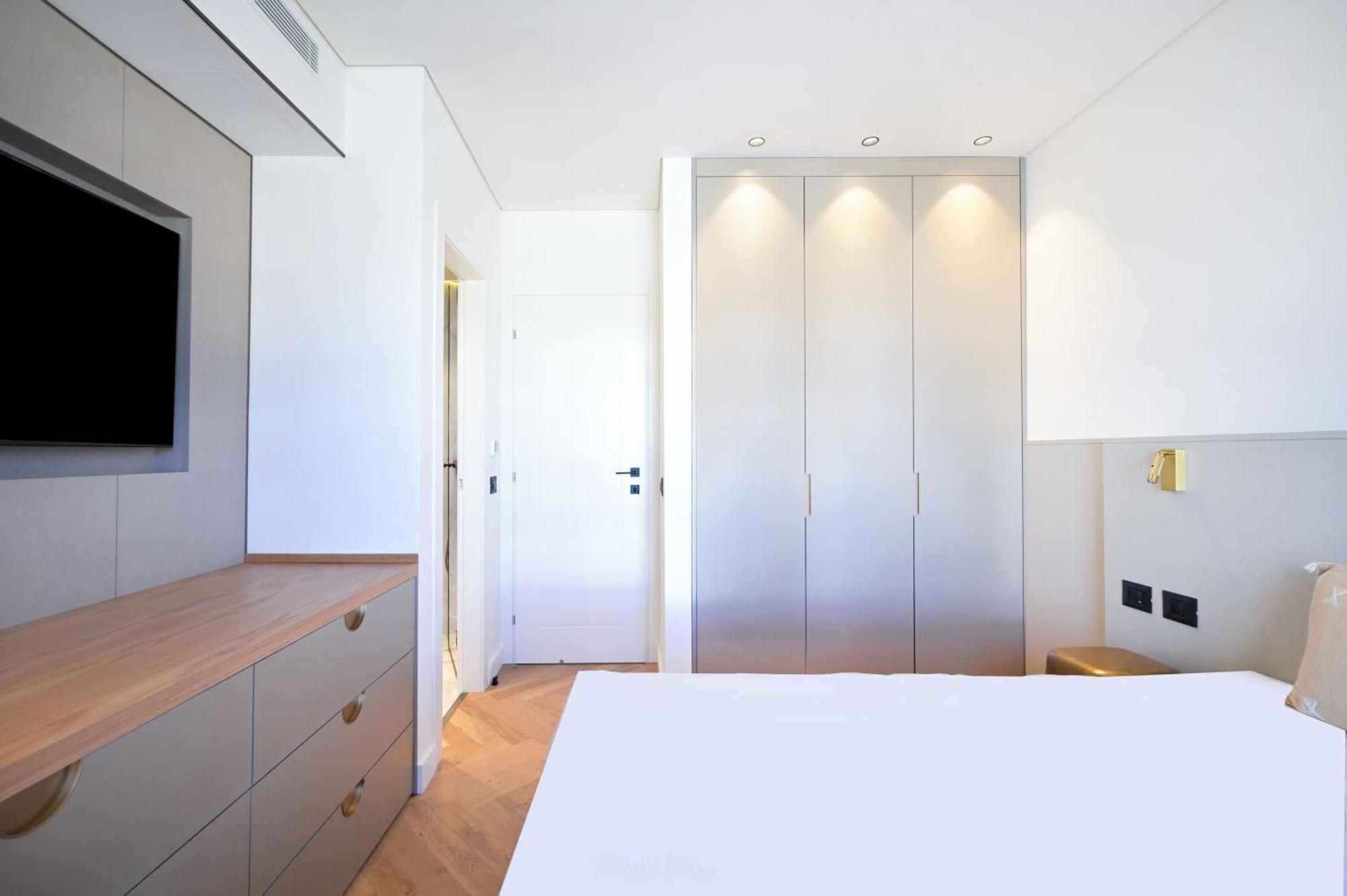 Allenby 36 Bauhaus 5 Stars *